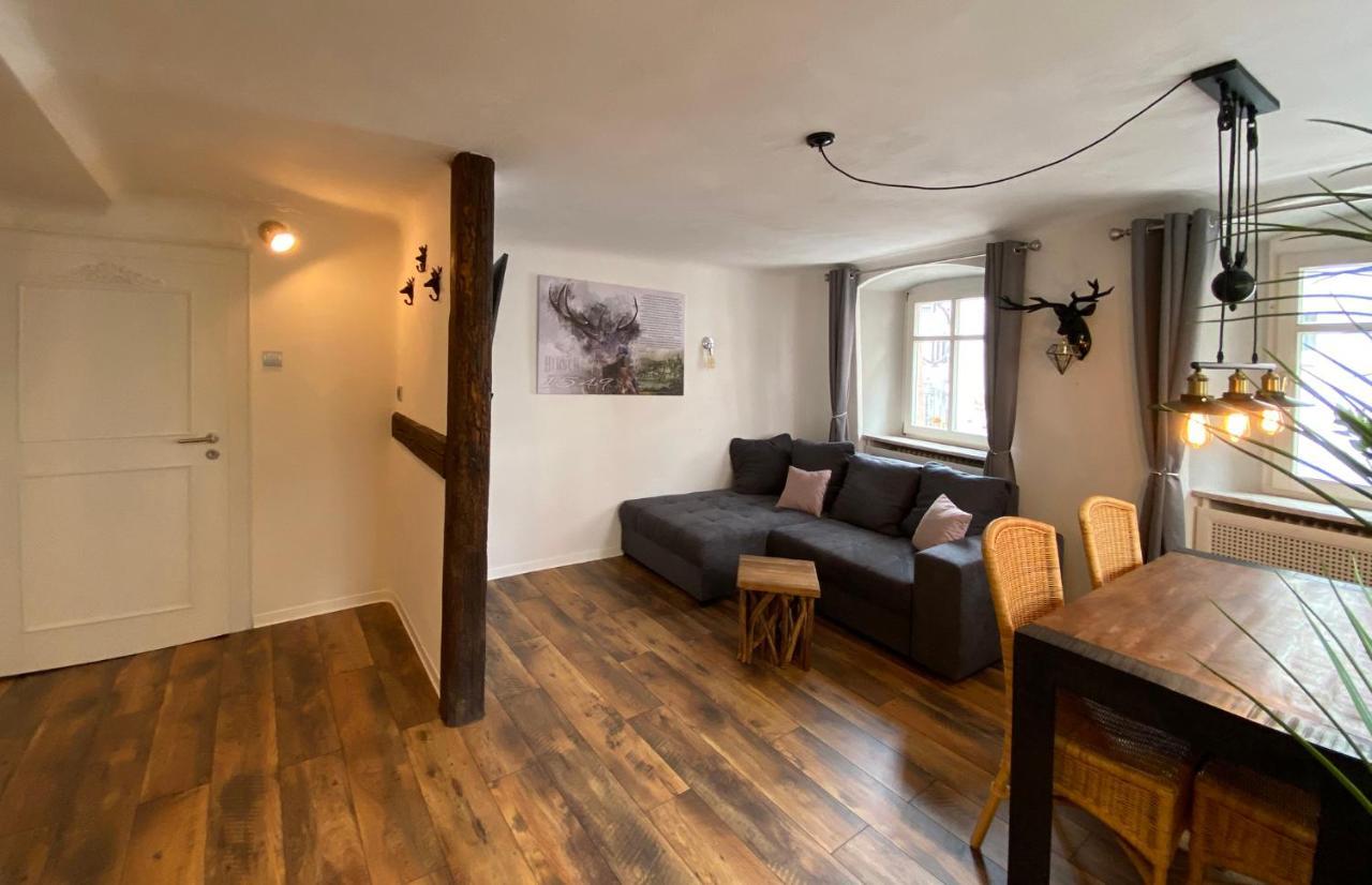 הירשהורן Appartement Schlossberg, Gasthaus Hirsch מראה חיצוני תמונה