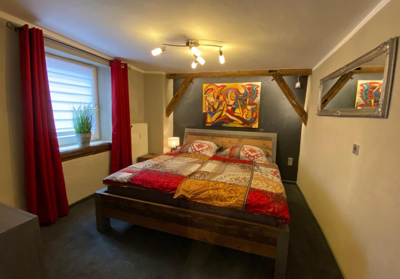 הירשהורן Appartement Schlossberg, Gasthaus Hirsch מראה חיצוני תמונה