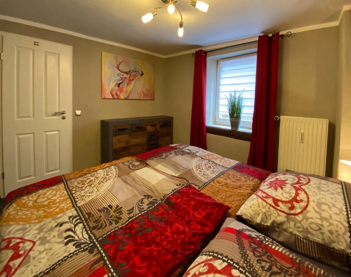 הירשהורן Appartement Schlossberg, Gasthaus Hirsch מראה חיצוני תמונה